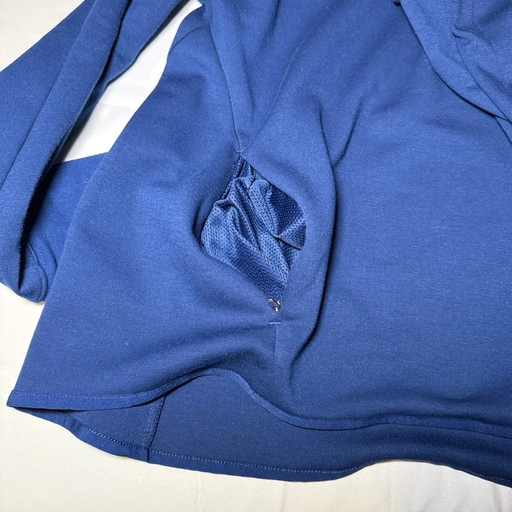 Nike Women's Dri-FIT Navy Sweatshirt Large